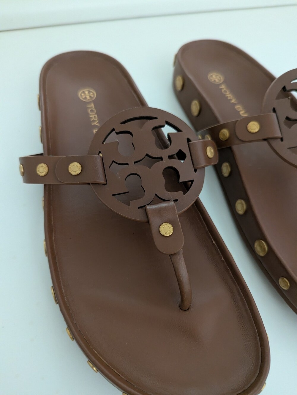 EUC! Tory Burch Miller Coin Sandals In Brown And Gold Size 8.5 - Picture 5 of 16